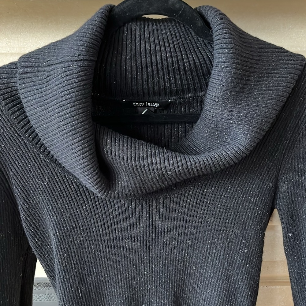 Sweater - Picture 2 of 7